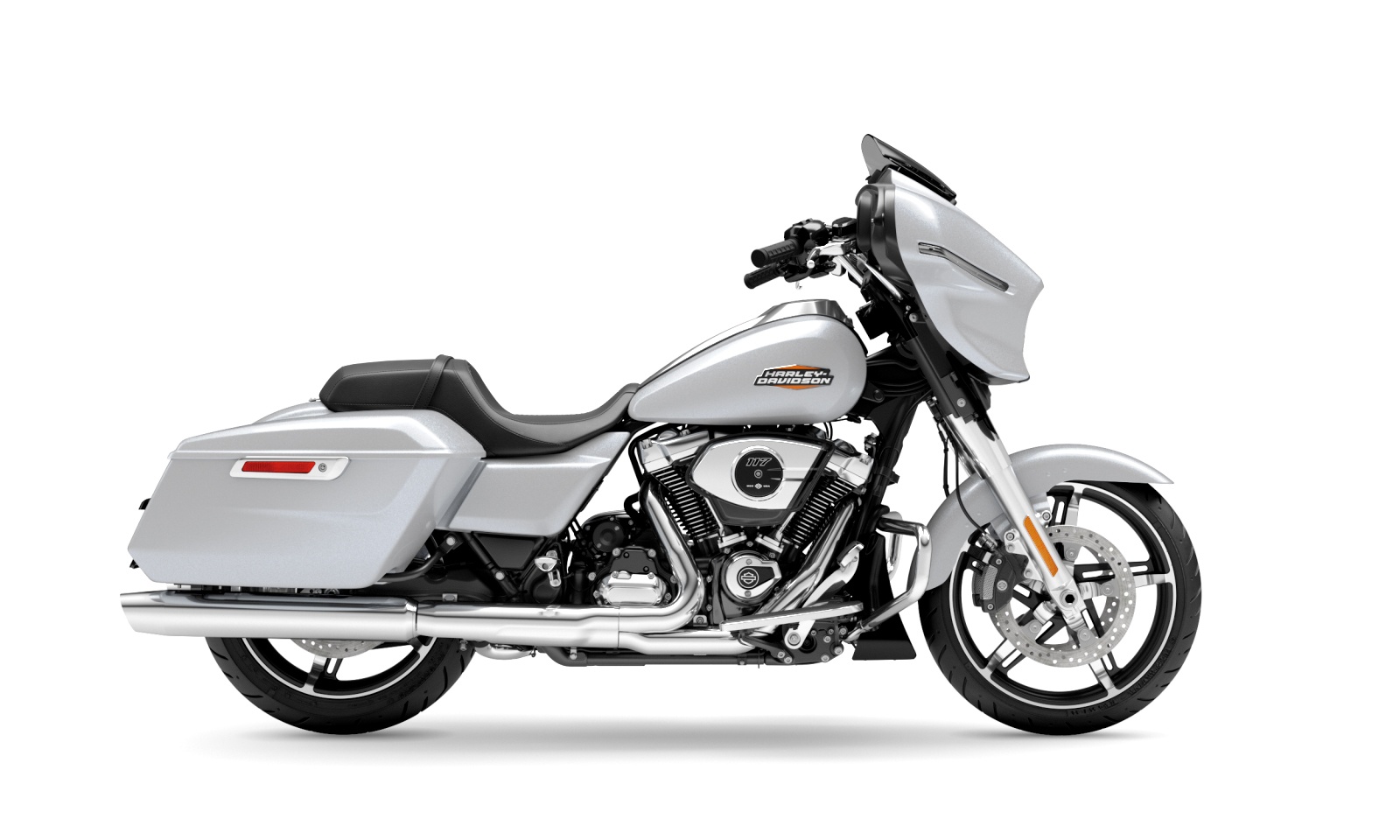 Harley Davidson Street Glide™ - White Onyx Pearl - Chrome Finish