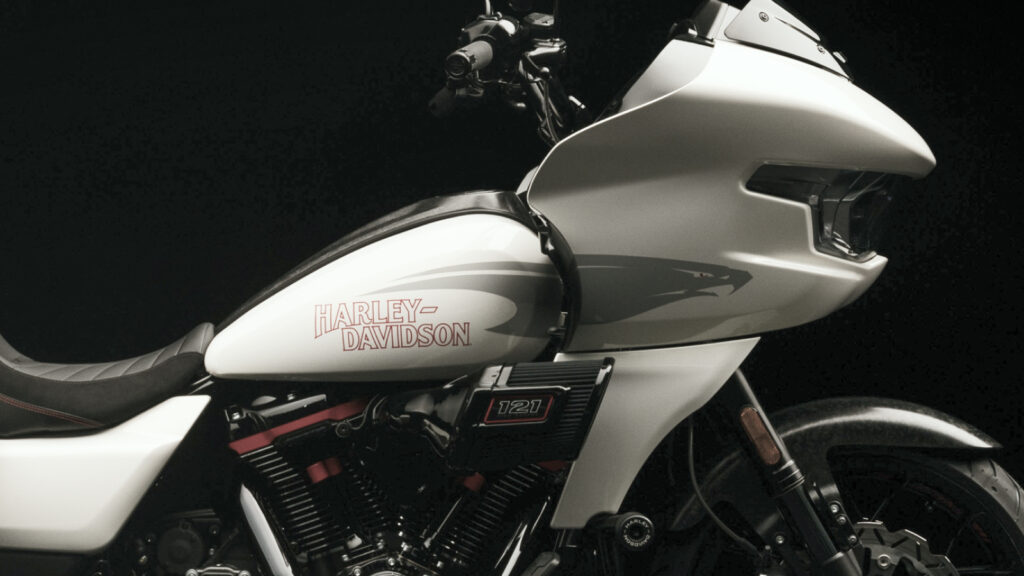 Harley Davidson CVO™ Road Glide™ ST