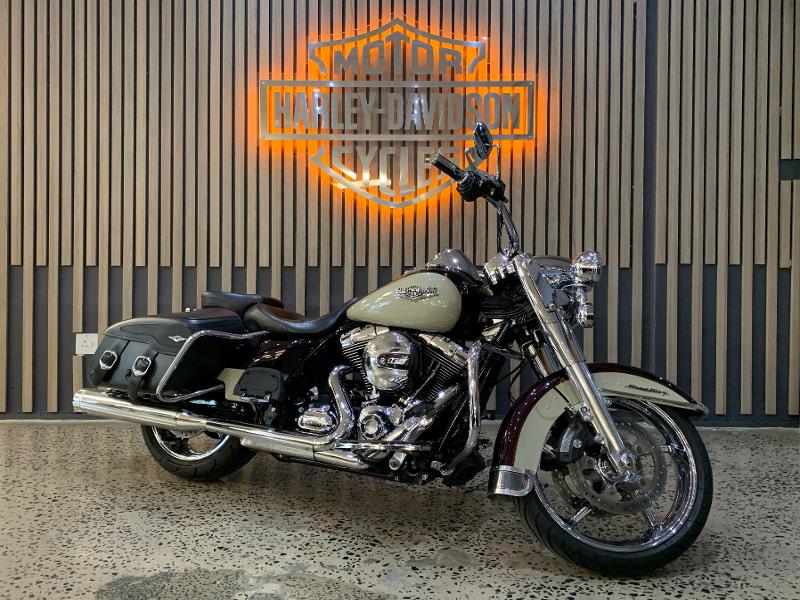 Harley Davidson Touring Road King Classic